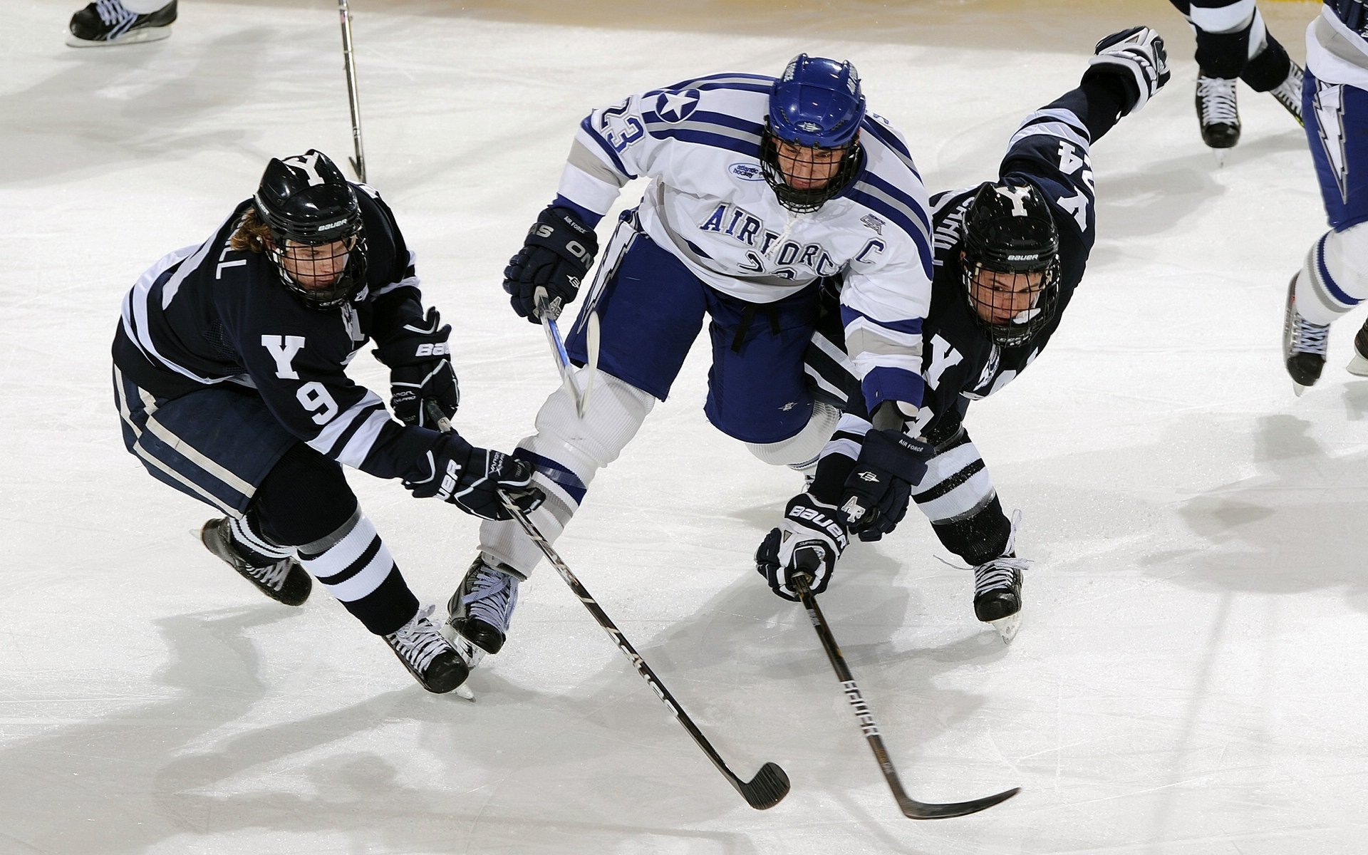 “胡利安·门德斯的全能表现,成为阿根廷美洲狮队的进攻新动力”